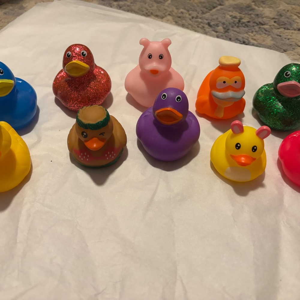 Lot of 10 rubber ducks! #jeep #mardigras #rubberducks